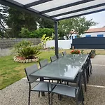 Maison De Plain-pied 3 Classee 4 Etoiles Dans Impasse Au Calme * La Guérinière