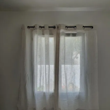 Maison De Plain-pied 3 Classee 4 Etoiles Dans Impasse Au Calme *
