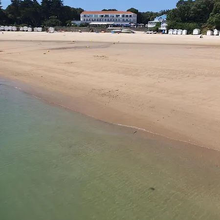 Maison De Plain-pied 3 Classee 4 Etoiles Dans Impasse Au Calme La Guérinière
