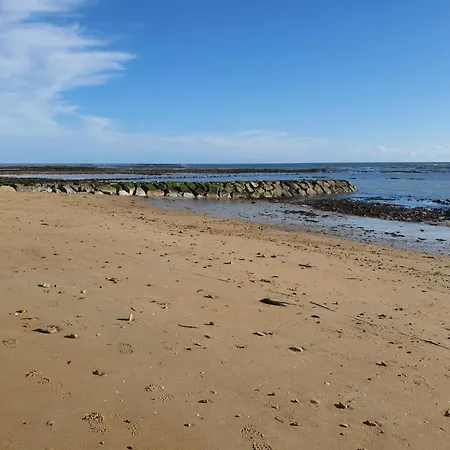 Maison De Plain-pied 3 Classee 4 Etoiles Dans Impasse Au Calme La Guérinière