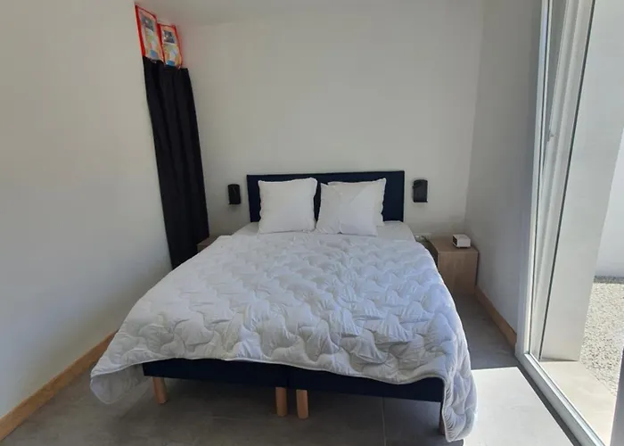 Hébergement de vacances Maison De Plain-pied 3 Classee 4 Etoiles Dans Impasse Au Calme