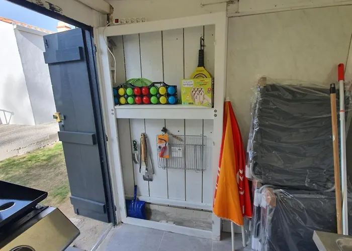 Maison De Plain-pied 3 Classee 4 Etoiles Dans Impasse Au Calme La Guérinière