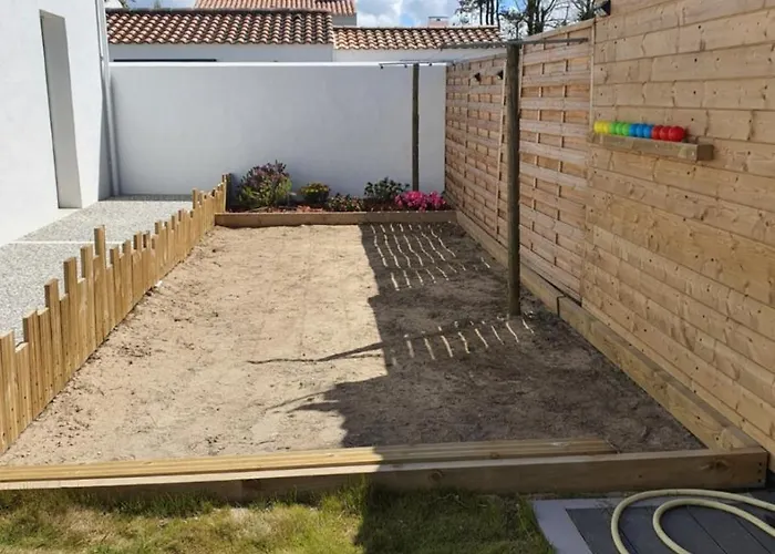 Hébergement de vacances Maison De Plain-pied 3 Classee 4 Etoiles Dans Impasse Au Calme