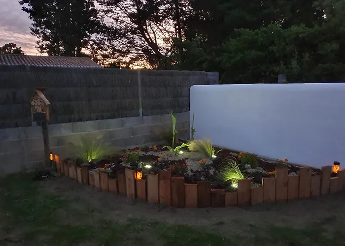 Maison De Plain-pied 3 Classee 4 Etoiles Dans Impasse Au Calme * La Guérinière