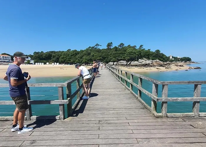 Maison De Plain-pied 3 Classee 4 Etoiles Dans Impasse Au Calme La Guérinière